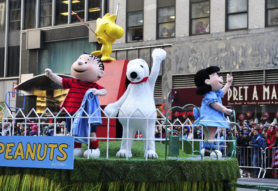 A float is seen on the street in the 86th Macy's Thanksgiving Day Parade in New York, the United States, Nov. 22, 2012. More than three million people gather along the street on Thursday, to attend the annual Macy's parade which began in 1924. (Xinhua/Deng Jian)
