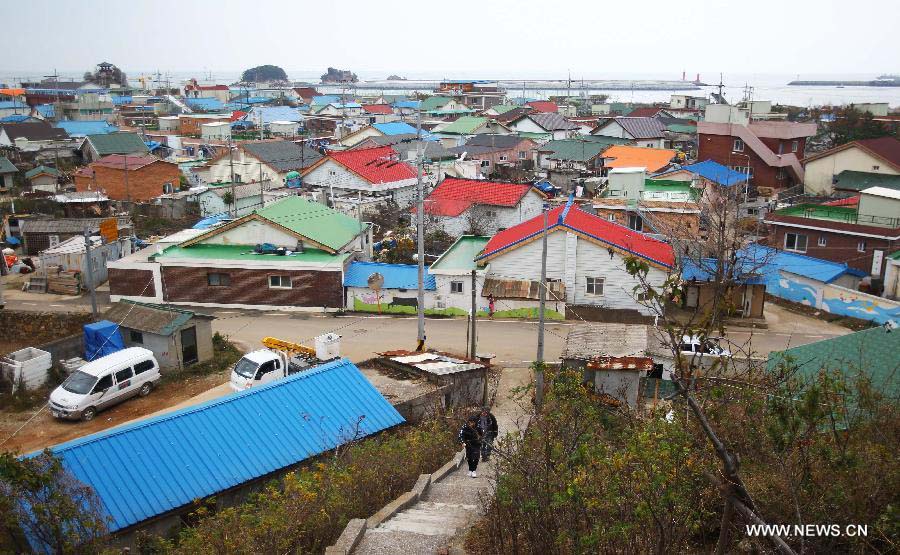 Photo taken on Nov. 22, 2012 shows the central area of Yeonpyeong island, South Korea. A memorial service was held on South Korea's Yeonpyeong island Friday as the country marked the second anniversary of the shelling on the island by the Democratic People's Republic of Korea (DPRK). (Xinhua/Yao Qilin)  
