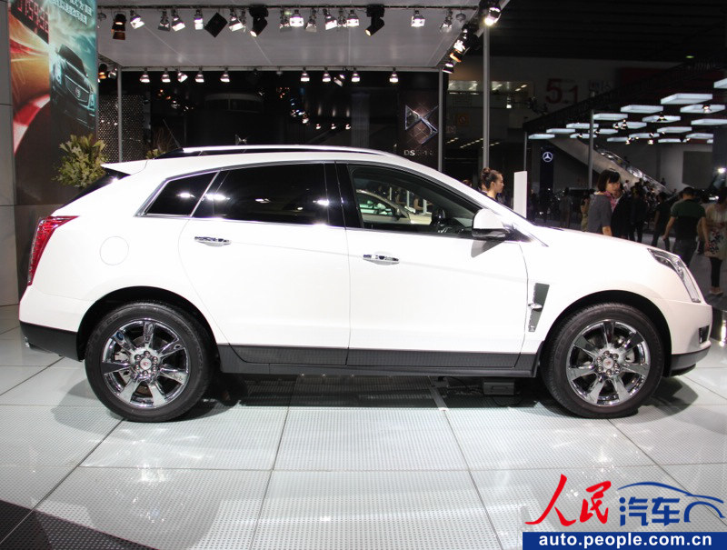 Cadillac SPX shines at Guangzhou Auto Exhibition (5)