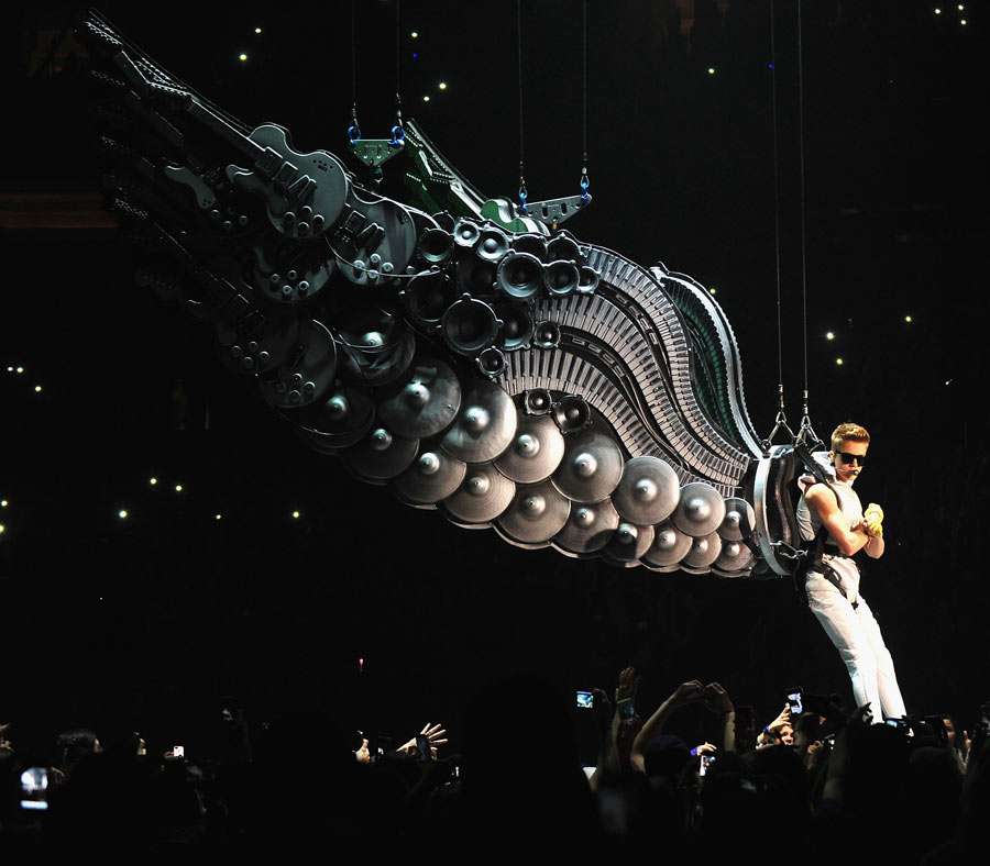 Justin Bieber performs at the Madison Square Garden on November 28, 2012 in New York, New York.  (Xinhua/AFP Photo)