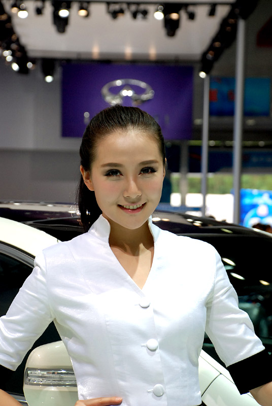 Beautiful model at Guangzhou Auto Show (7)