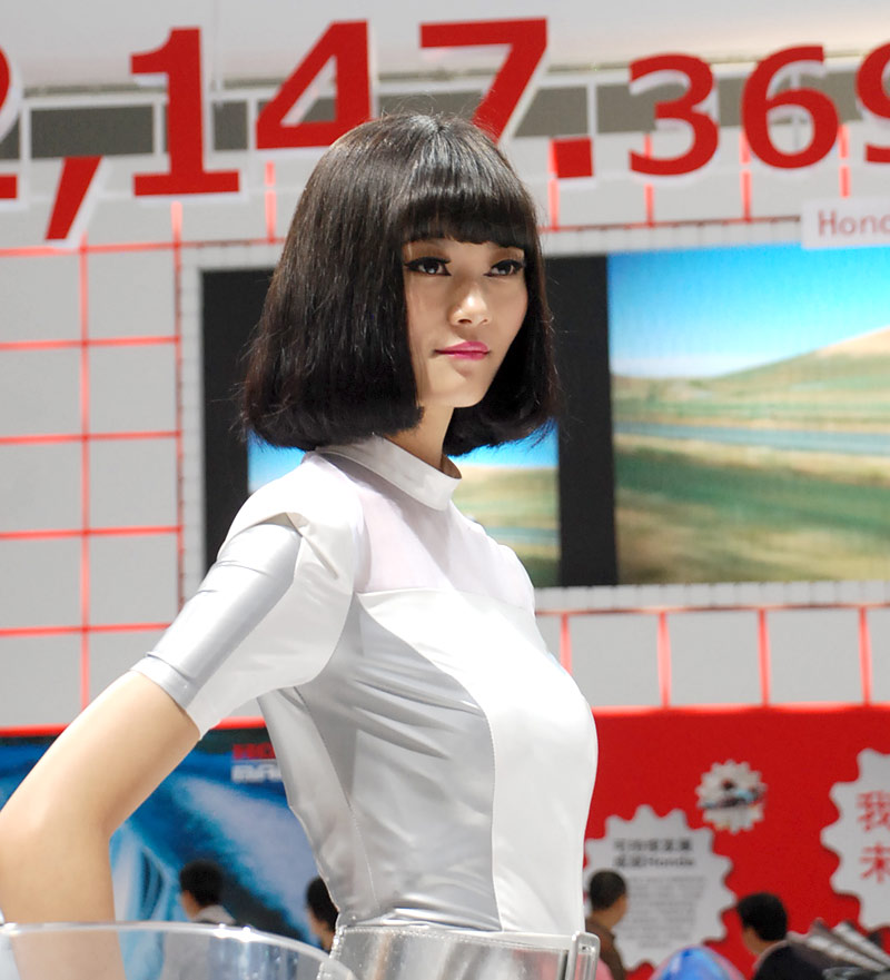 Glamorous model at Int'l Motor Show in Guangzhou (14)