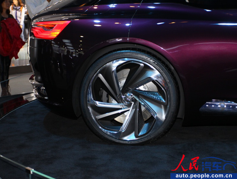 Photo of Citroen concept vehicle at Guangzhou Auto Exhibition (23)