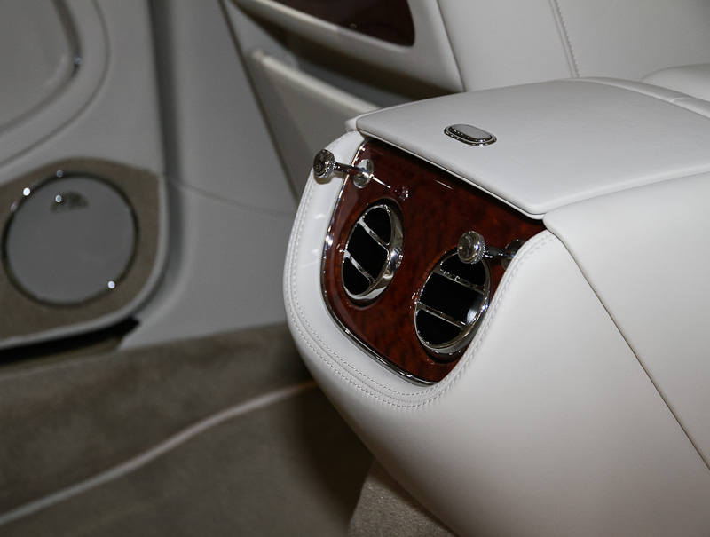 Luxurious Bentley Mulsanne Mulliner (14)
