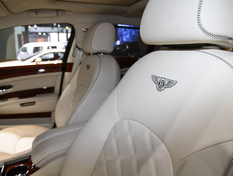 Luxurious Bentley Mulsanne Mulliner (15)