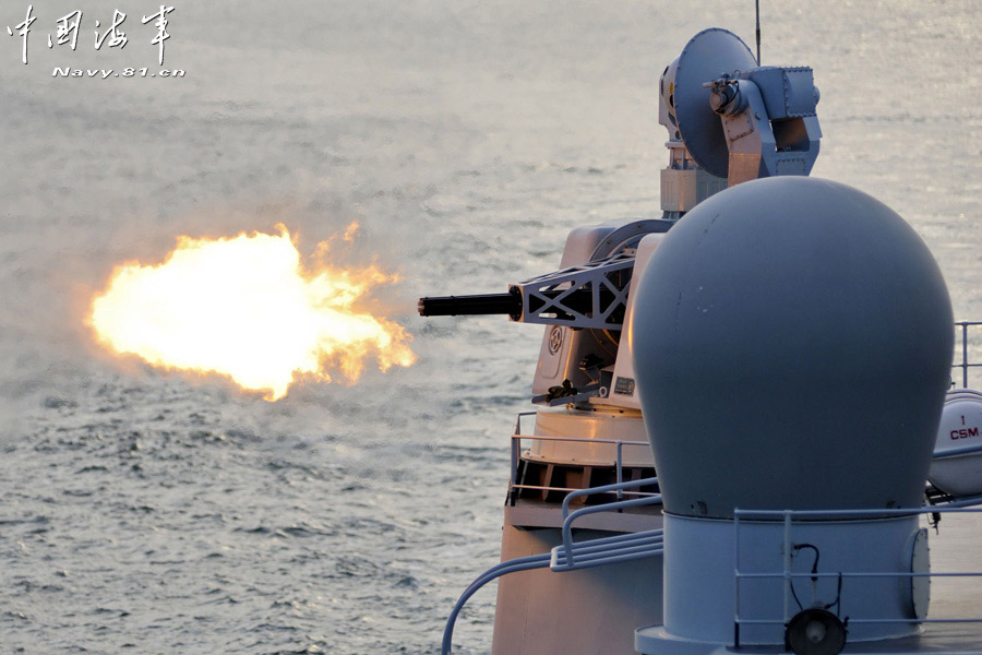 Recently, a destroyer flotilla under the North China Sea Fleet of the Navy of the Chinese People's Liberation Army (PLA) organized its ship formation to conduct actual-combat confrontation assessment in the waters of the Yellow Sea, so as to examine emergency-handling capability of its officers and men under actual-combat conditions. (Xu Haining/chinamil.com.cn)