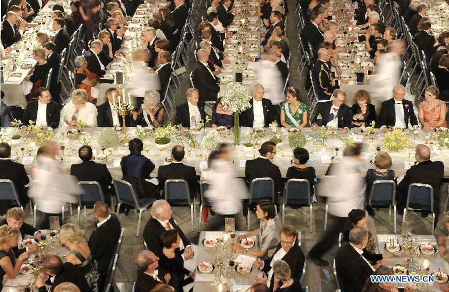 The photo taken on Dec. 10, 2012 shows the site of evening reception after the 2012 Nobel Prize awarding ceremony in Stockholm, Sweden.(Xinhua/Wu Wei)