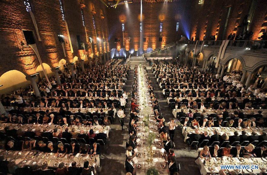 The photo taken on Dec. 10, 2012 shows the site of evening reception after the 2012 Nobel Prize awarding ceremony in Stockholm, Sweden.(Xinhua/Wu Wei) 