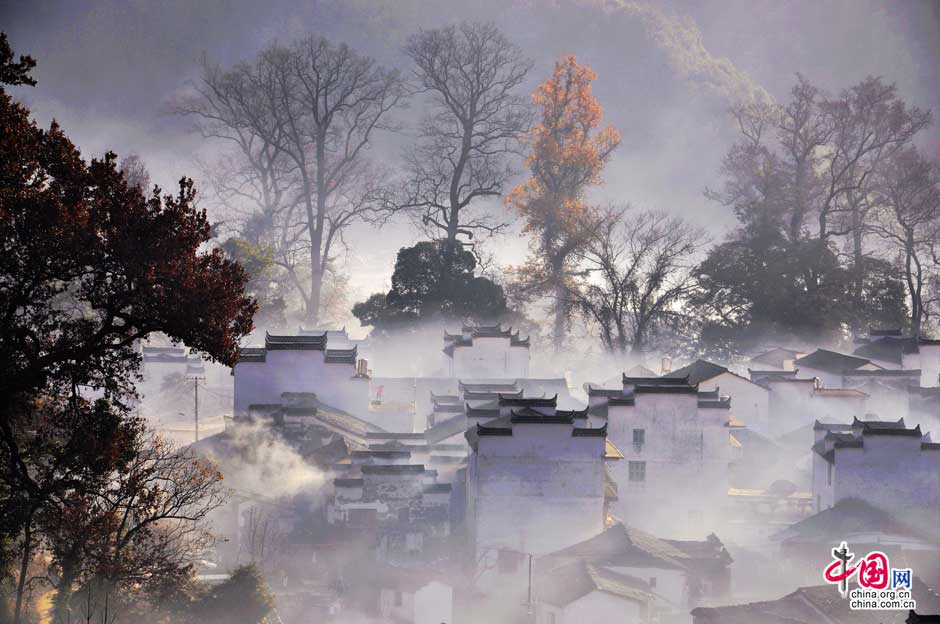 The foggy scenery of Wuyuan, Jiangxi Province.(Source: china.com.cn)