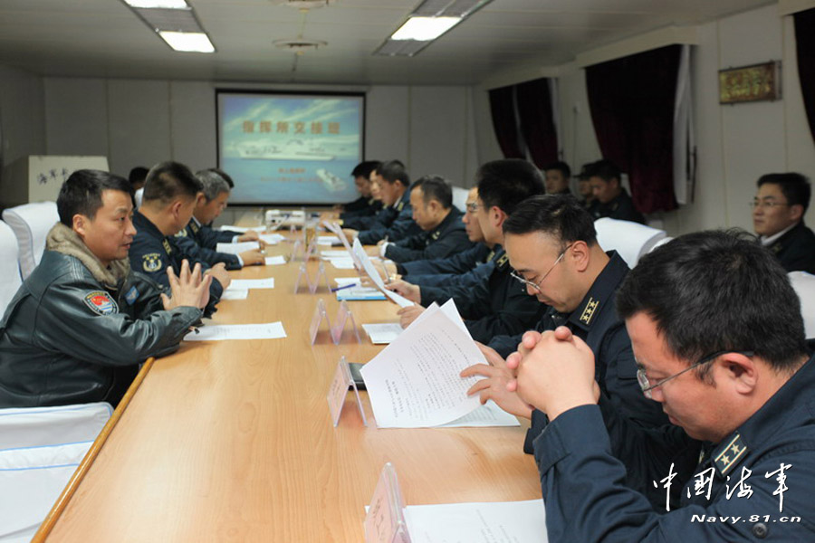 A maritime danger-prevention and life-saving flotilla of the North China Sea Fleet under the Navy of the Chinese People's Liberation Army (PLA) recently organized mobile rescue bell and a new-type submarine to conduct a docking drill, which successfully realized docking of rescue bell and submarine for the first time. According to the briefing, this flotilla has so far completed rescue docking drills with all types of commissioned submarines of the PLA Navy. It has great significance in boosting the mode transformation of the naval comprehensive rescue training and systematic capability building. (China Military Online/Yu Chao)