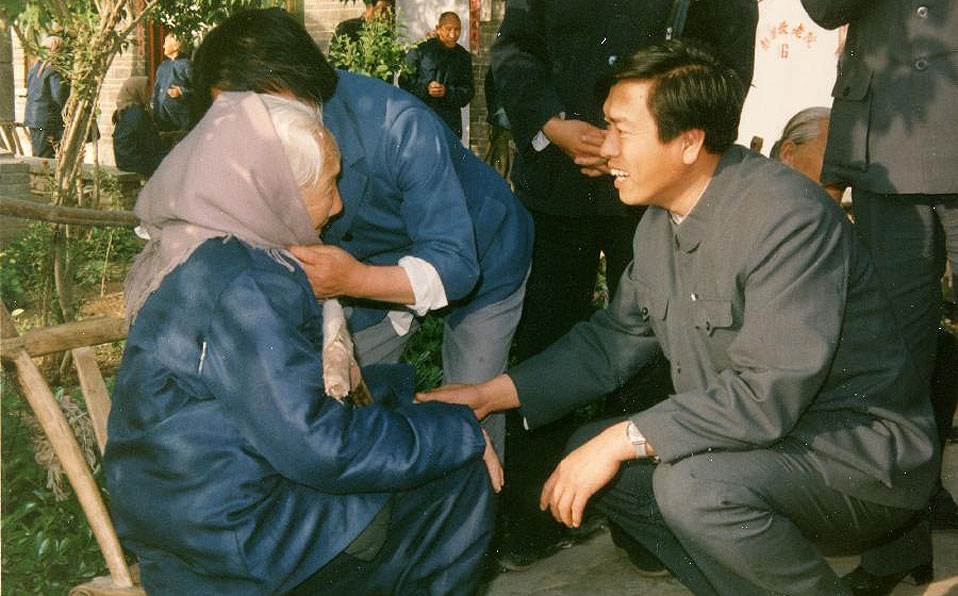 Profile:Zhang Dejiang: Always bearing the people in mind