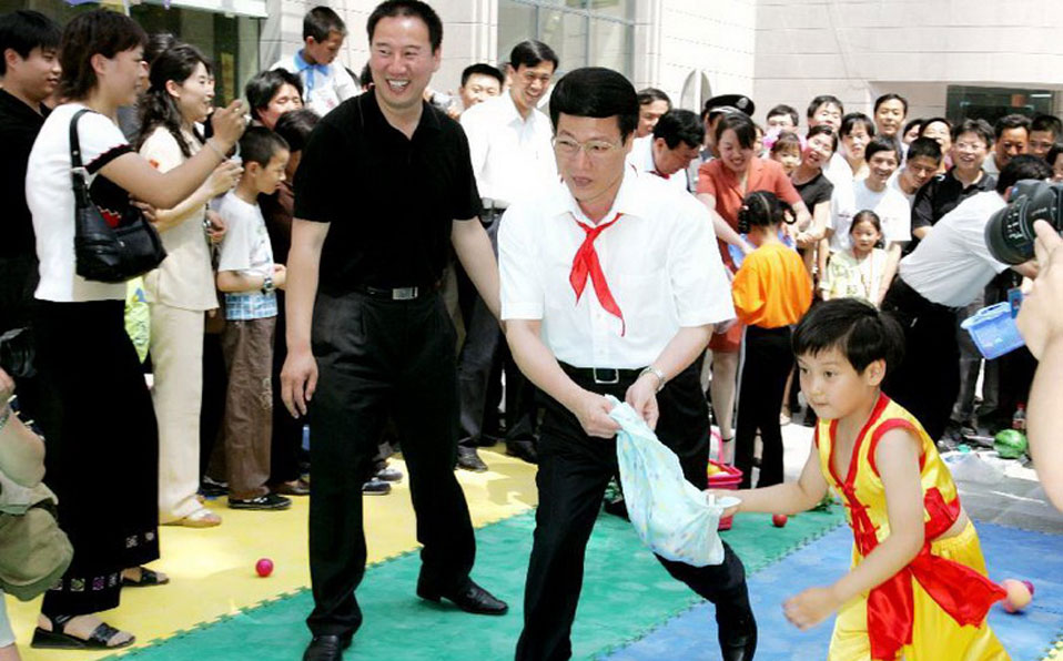 Profile: Zhang Gaoli: From "poor boy" to political figure 