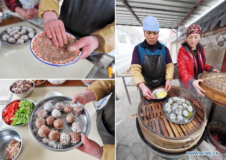 Combo photo taken on Dec. 27, 2012 shows Su Lanhua, a woman of the Hui ethnic group, making halal food in Xinglong Town of Xiji County, northwest China's Ningxia Hui Autonomous Region. (Xinhua/Peng Zhaozhi)  