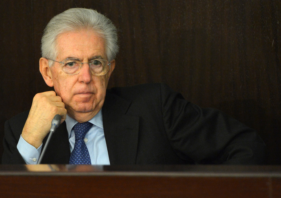 Italian caretaker Prime Minister Mario Monti attends a press conference in Rome. Italy, Dec. 23, 2012. Monti said in the press conference that, being a senator for life, he would not back any political parties, but if some forces supporting his anti-crisis "agenda" and ask him to head the next government, he would "consider it." (photo/Xinhua)