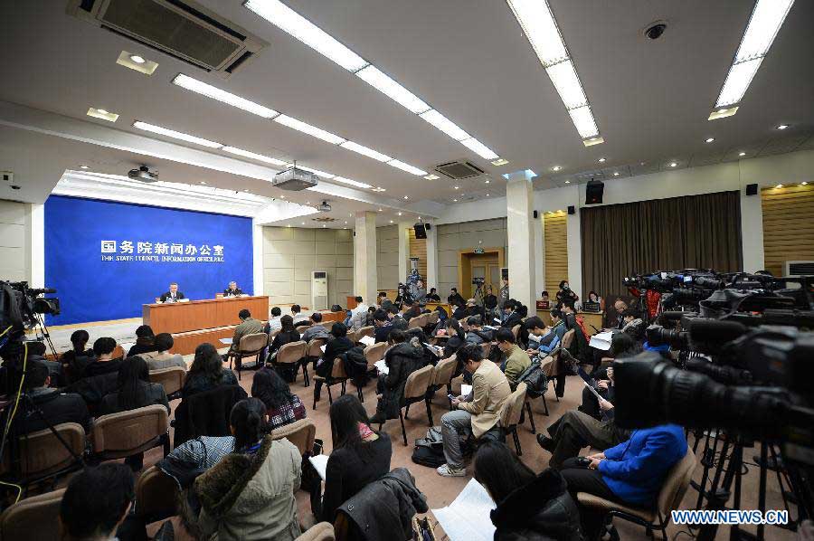 A press conference is held to introduce China's imports and exports in 2012 by the Information Office of the State Council in Beijing, capital of China, Jan. 10, 2013. According to the latest statistics released by the General Administration of Customs, China's total foreign trade volume in 2012 reached more than 3.86 trillion U.S. dollars, growing by 6.2 percent year on year. The growth rate is 16.3 percentage points less than 2011. (Xinhua/Li Xin) 