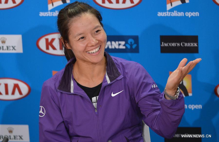 Chinese tennis player Li Na attends a press conference of the Australian Open tennis tournament in Melbourne Jan. 13, 2013. The 2013 Australian Open tennis tournament will start on Jan. 14. (Xinhua/Chen Xiaowei) 