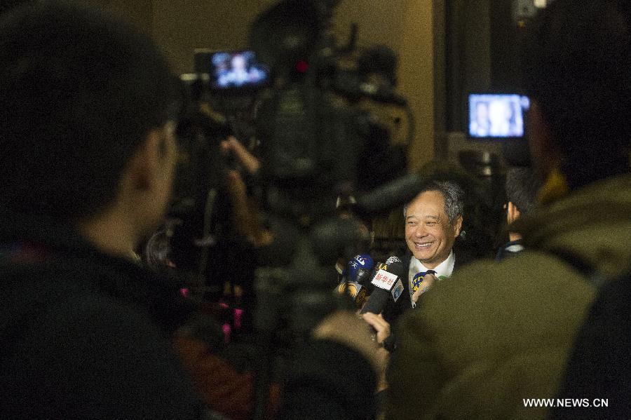 Director Ang Lee receives interviews in Los Angeles, the United States, on Jan. 13, 2013. Composer Michael Danna won for best original score of the 70th Golden Globe Awards for composing the melody of Ang Lee's 3-D fantasy film "Life of Pi". (Xinhua/Zhao Hanrong)  