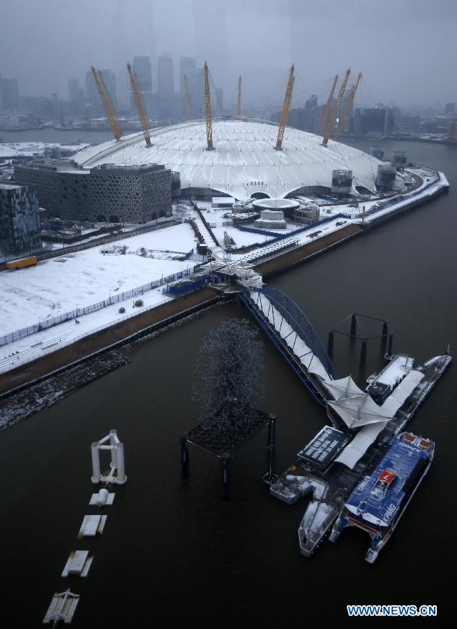 The O2 Arena is seen after a snowfall in London, Britain, Jan. 18, 2013. (Xinhua/Wang Lili) 