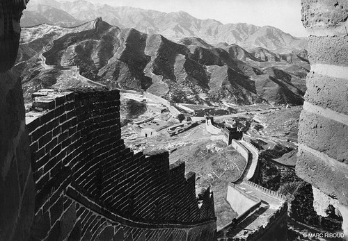 Great Wall through lens of Marc Riboud 