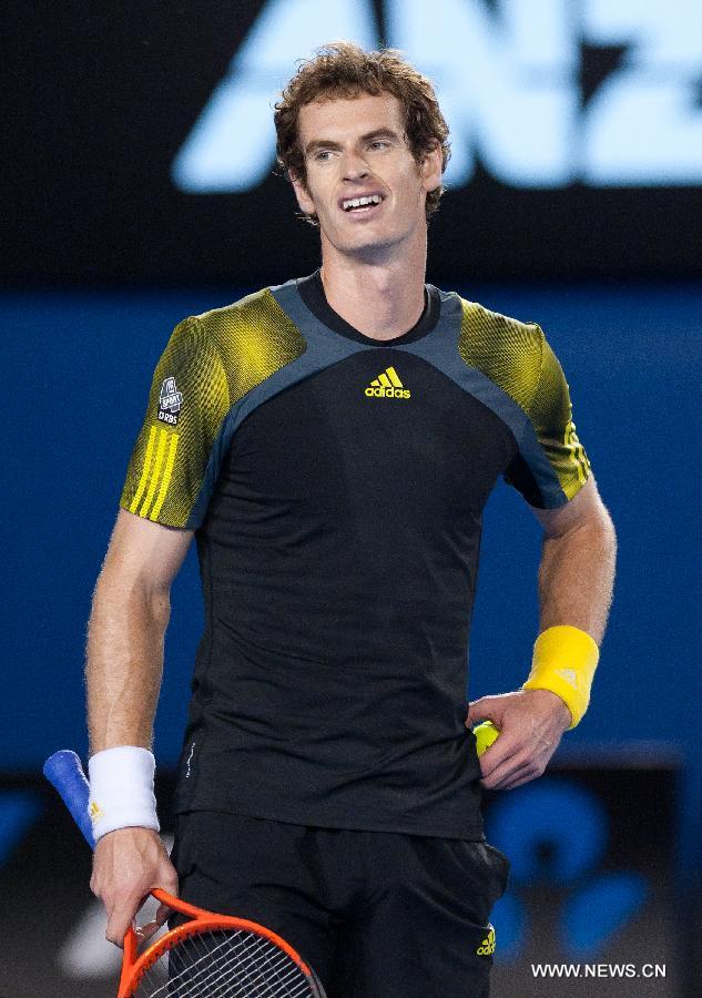 Andy Murray of Britain reacts during the men's singles semifinal match against Roger Federer of Switzerland at the 2013 Australian Open tennis tournament in Melbourne, Australia, Jan. 25, 2013. Murray won 3-2 to enter the final. (Xinhua/Bai Xue) 