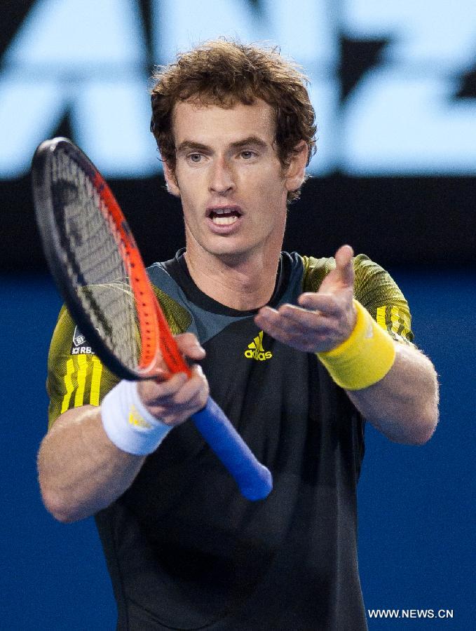 Andy Murray of Britain reacts during the men's singles semifinal match against Roger Federer of Switzerland at the 2013 Australian Open tennis tournament in Melbourne, Australia, Jan. 25, 2013. Murray won 3-2 to enter the final. (Xinhua/Bai Xue) 
