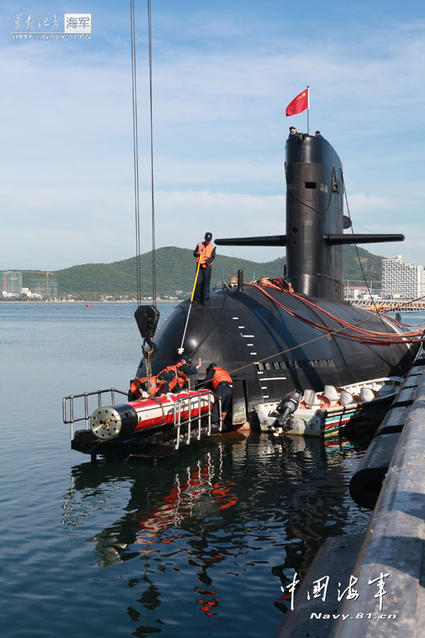  A Submarine flotilla of the South Sea Fleet under the Navy of the Chinese People's Liberation Army (PLA) innovates the rapid support methods to shorten the technical preparation time for torpedo by 20 percent. (navy.81.cn/Zhou Yancheng, Liuqian)