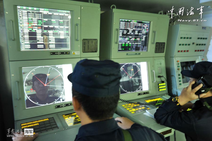 Recently two frigates of South Sea Fleet conduct drill and patrol in South China Sea in order to meet the demand of future maritime battles. (Photo/ Navy.81.cn)