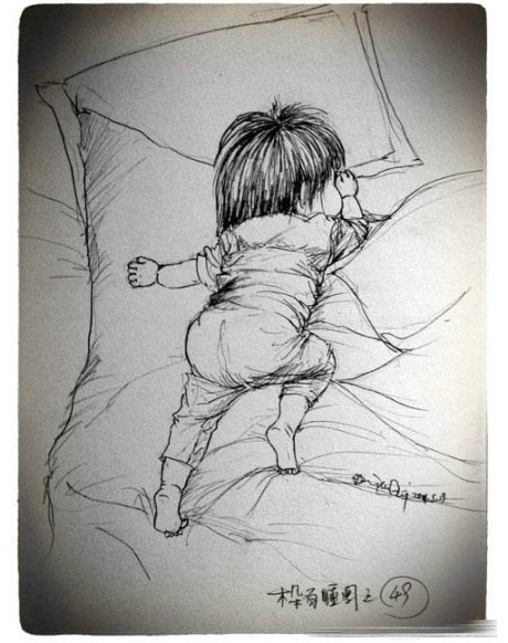 A child's portrait as drawn by her father.The father began to draw the pictures in January of 2011,and has now depicted about one hundred of his little girl's sleep positions.(China.org.cn)