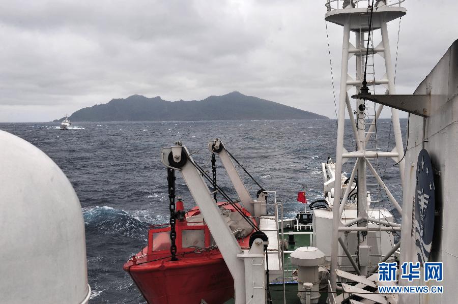 Chinese marine surveillance ships have continued their regular patrols in the territorial waters surrounding the Diaoyu Islands on Feb. 15, 2013. The destination is the waters 3-nautical miles from the Diaoyu Islands. The 4-hour patrol was completed after the fleet sailed around Diaoyu Island and its affiliated islets. (Xinhua/Zhang Jiansong)