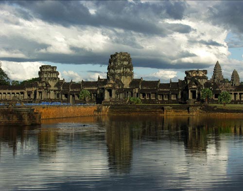 Angkor Wat - Cambodia  (Source:news.xinhuanet.com)
