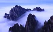 Sea of clouds over Huangshan Mountain 