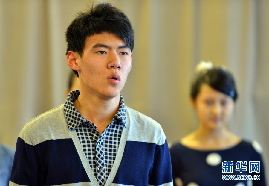 Young candidates for Acting Department of Beijing Film Academy  (11)