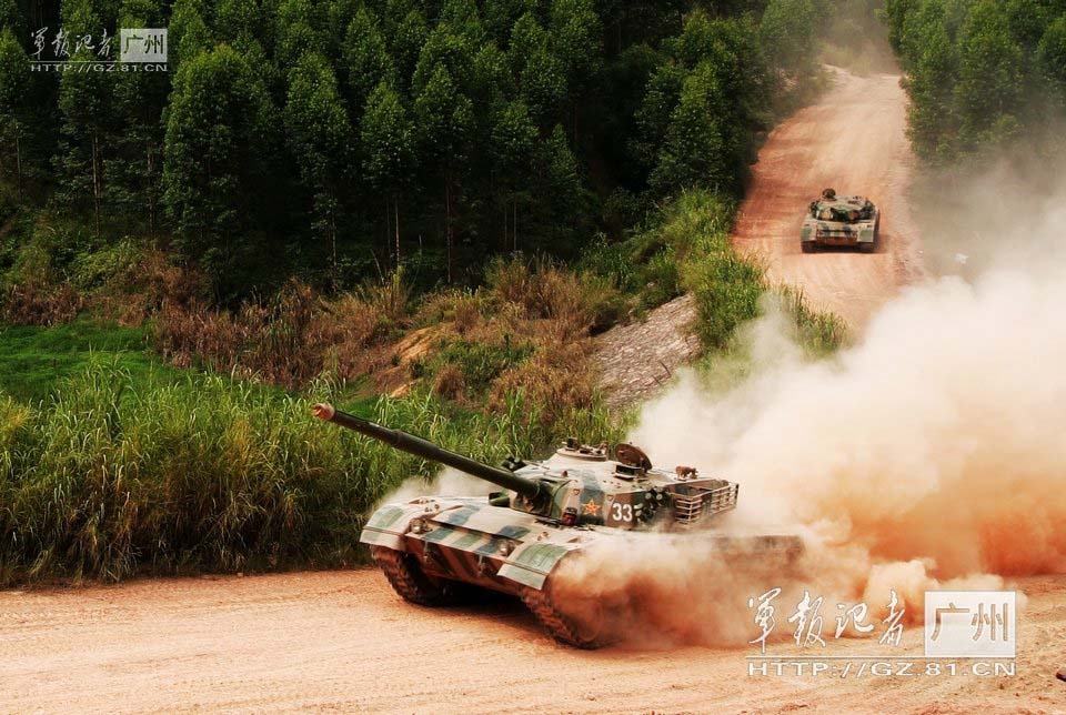With improvement of teaching mode, a military training base of the Guangzhou Military Area Command (MAC) of the Chinese People's Liberation Army (PLA), as an advanced training institution, has substantially enhanced the training quality of the troops. (China Military Online/Yu Yan)  