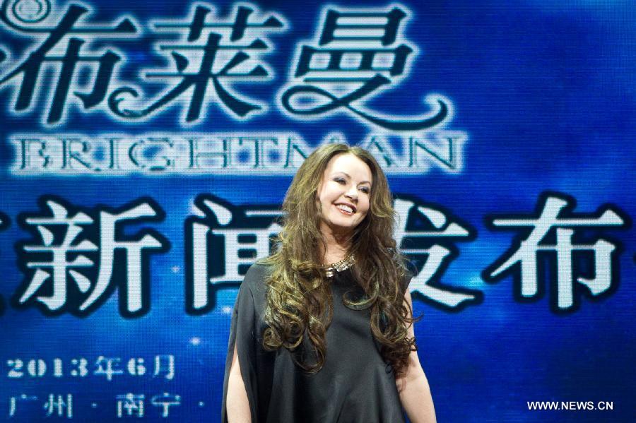 British singer Sarah Brightman looks on at a press conference for her China tour performance in Beijing, capital of China, Feb. 28, 2013. The British soprano will kick off her China tour Dreamchaser in June as she will perform in Beijing, Shanghai, Taipei, Guangzhou, Shenzhen and Nanning. (Xinhua/Zheng Huansong)