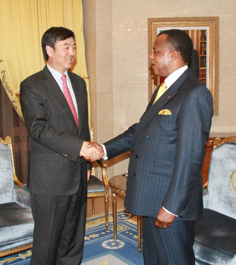 The Republic of Congo's President Denis Sassou N'Guesso (R) meets with visiting Chinese Deputy Foreign Minister Zhai Jun in Brazzaville, capital of the Republic of Congo, March 1, 2013. (Xinhua/Han Bing)