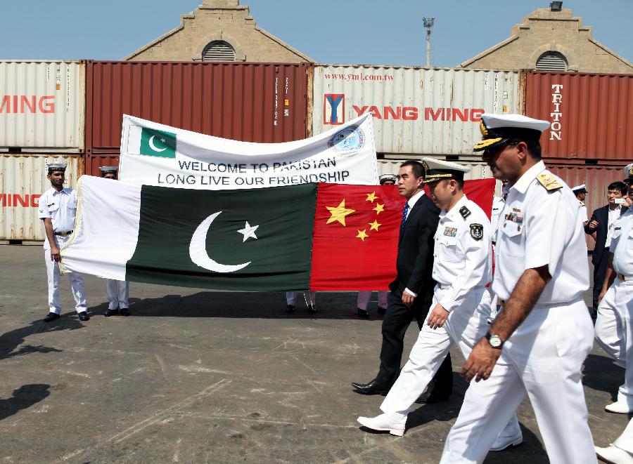The picture shows the officials of the Chinese Embassy in Pakistan and the generals/admirals of the Pakistani military come to Karachi Port to welcome the 14th escort taskforce of the Navy of the Chinese People's Liberation Army (PLA). (Xinhua/Rao Rao)