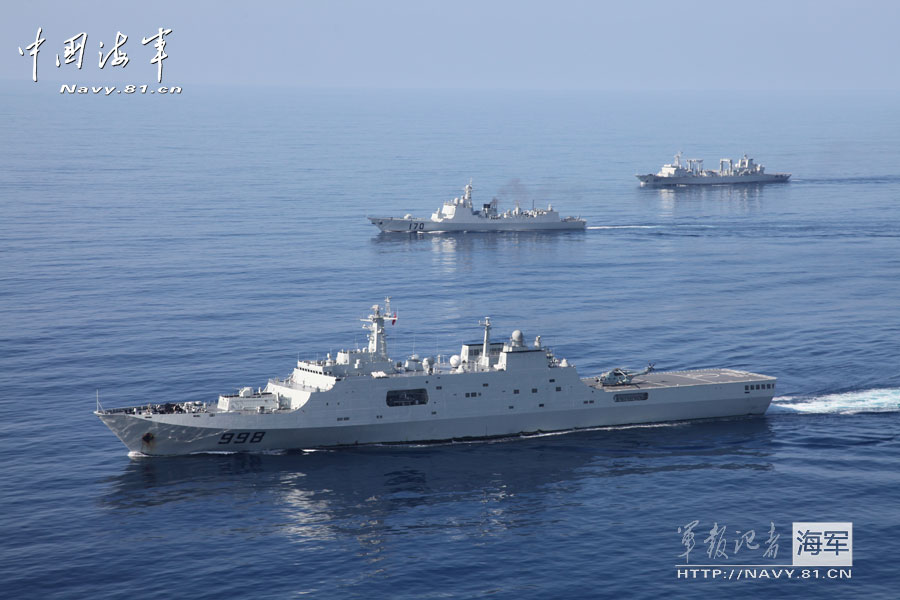 A landing ship detachment under the South Sea Fleet of the Navy of the Chinese People's Liberation Army (PLA) is the pioneer forces that can carry out amphibious task, and also an excellent troop capable of performing diverse military tasks. (navy.81.cn/Zhu zhongbin, Li Yanlin, Gan Jun, Hu Kaibing)