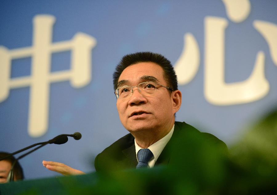Lin Yifu, a member of the 12th National Committee of the Chinese People's Political Consultative Conference (CPPCC), speaks at the press conference held by the first session of the 12th CPPCC National Committee in Beijing, capital of China, March 7, 2013. (Xinhua/Qin Qing)