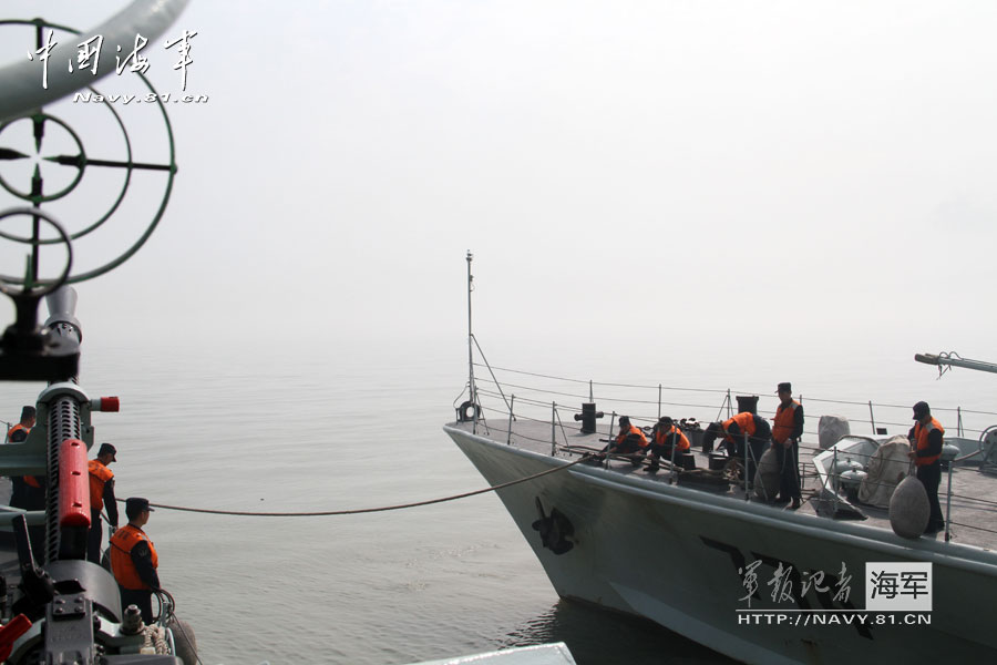 A detachment under the South Sea Fleet of the Navy of the Chinese People's Liberation Army (PLA) conducts four-day anchorage training in a certain sea area off the eastern Guangdong province. (navy.81.cn/Zhao Changhong, He Nian, Shen Huayue, Zheng Can)