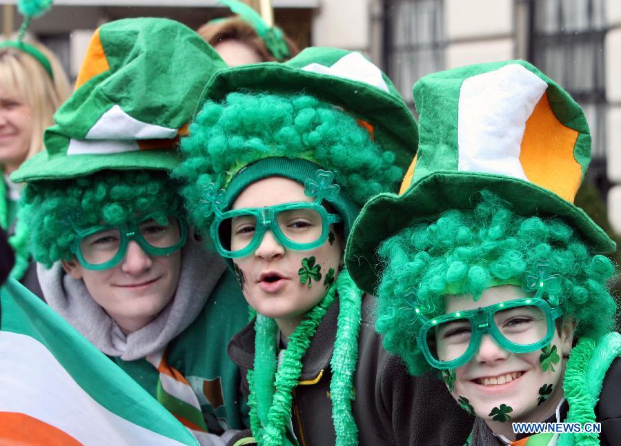 Revellers take part in the 252nd annual St. Patrick's Day Parade in New York City on March 16, 2013. (Xinhua/Cheng Li)