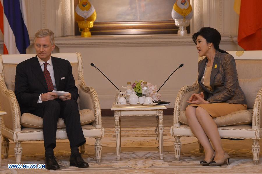 Thai Prime Minister Yingluck Shinawatra (R) meets with Belgian Crown Prince Philippe in Bangkok March 18, 2013. (Xinhua/Pool)