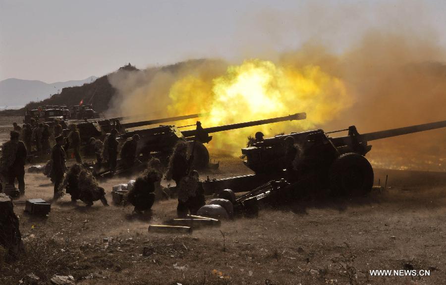 Photo provided by Korean Central News Agency (KCNA) on March 19, 2013 shows a drill of the People's Army of the Democratic People's Republic of Korea (DPRK). (Xinhua/KCNA)