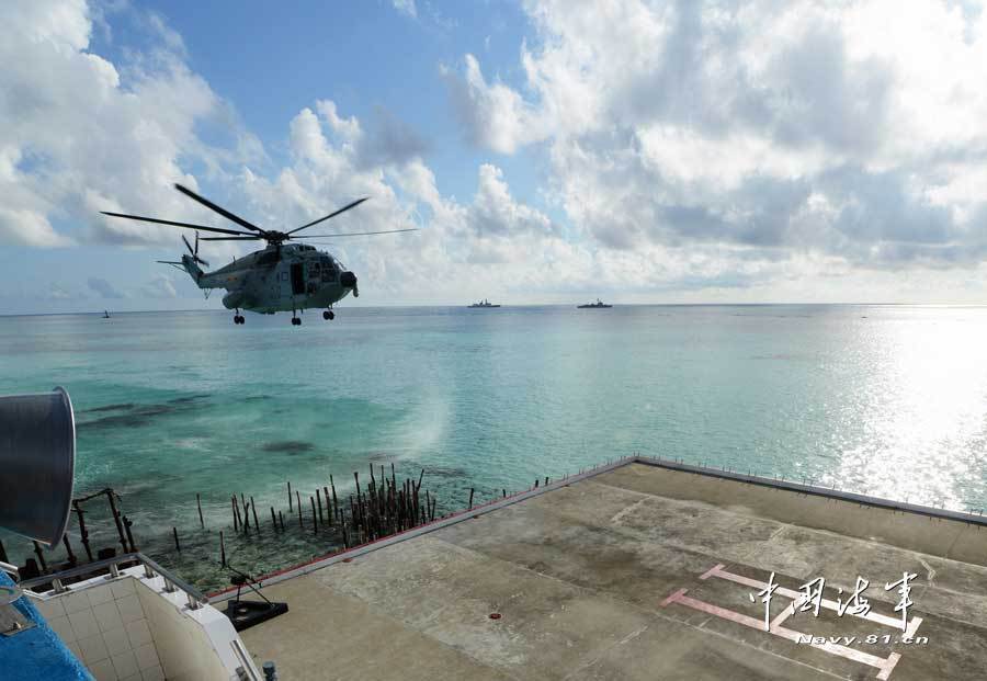 A joint maneuver taskforce under the South Sea Fleet of the Navy of the Chinese People’s Liberation Army (PLA) cruised the islands garrisoned by the troops of the South Sea Fleet in the waters of the South China Sea on March 23, 2013.(navy.81.cn/Qian Xiaohu, Song Xin)