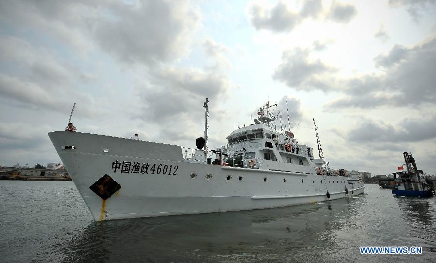 A fishery administration ship leaves the Xingang Port of Haikou, capital of south China's Hainan Province, March 26, 2013, to conduct fishery patrol missions in waters off the Xisha Islands and Huangyan Islands in the South China Sea. (Xinhua/Guo Cheng) 