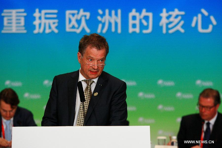 Finnish President Sauli Niinisto speaks prior to a roundtable discussion themed in "Structural Reform: Revitalize the Core Competitiveness of EU" during the Boao Forum for Asia (BFA) Annual Conference 2013 in Boao, south China's Hainan Province, April 7, 2013. (Xinhua/Xu Zijian)