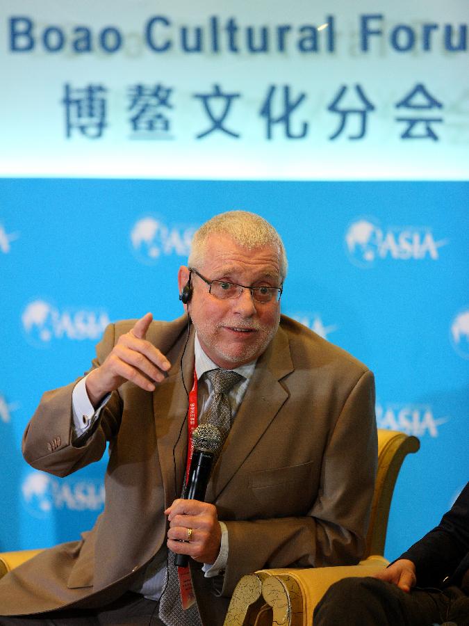 Andrew Morgan, president of Ruddy Morgan Organization, speaks during the session of "Boao Cultural Forum" at the Boao Forum for Asia (BFA) Annual Conference 2013 in Boao, south China's Hainan Province, April 8, 2013. (Xinhua/Xu Zijian) 