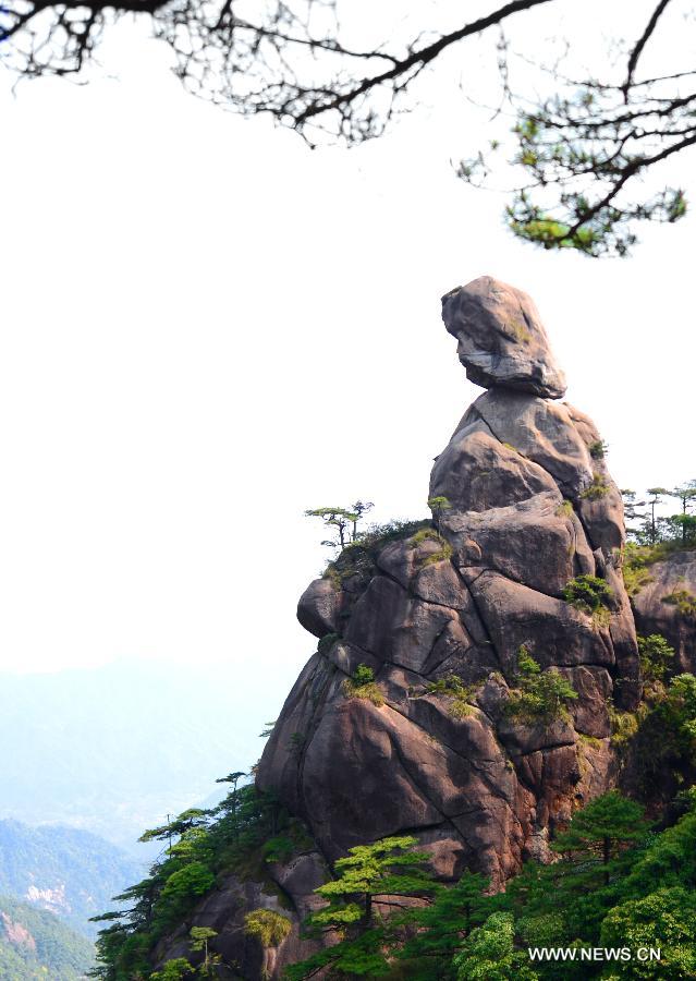 Photo taken on April 13, 2013 shows the scenery of the Sanqing Mountain in Shangrao City, east China's Jiangxi Province. The Sanqing Mountain is a renowned Taoist sacred moutain in Jiangxi Province. Sanqing means the "Three Pure Ones" in Chinese as the Sanqing Mountain is made up of three main summits: Yujing, Yuhua and Yuxu, representing the Taoist trinity. (Xinhua/Zhou Ke)