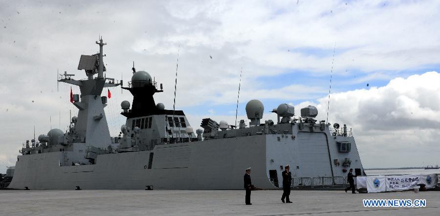 The frigate "Huangshan" of 13th Escort Taskforce of the Chinese navy anchors at a dock in Lisbon, Portugal, April 15, 2013. The 13th escort taskforce of the Chinese navy arrived in Lisbon on Monday, for a five-day goodwill visit to the country. (Xinhua/Zhang Liyun)