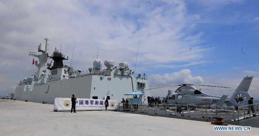 The frigate "Hengyang" of 13th Escort Taskforce of the Chinese navy anchors at a dock in Lisbon, Portugal, April 15, 2013. The 13th escort taskforce of the Chinese navy arrived in Lisbon on Monday, for a five-day goodwill visit to the country. (Xinhua/Zhang Liyun)