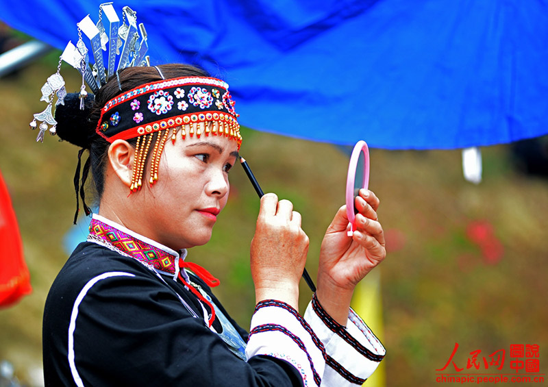 The Sanyuesan Festival of Li and Miao nationalities in Hainan (15)